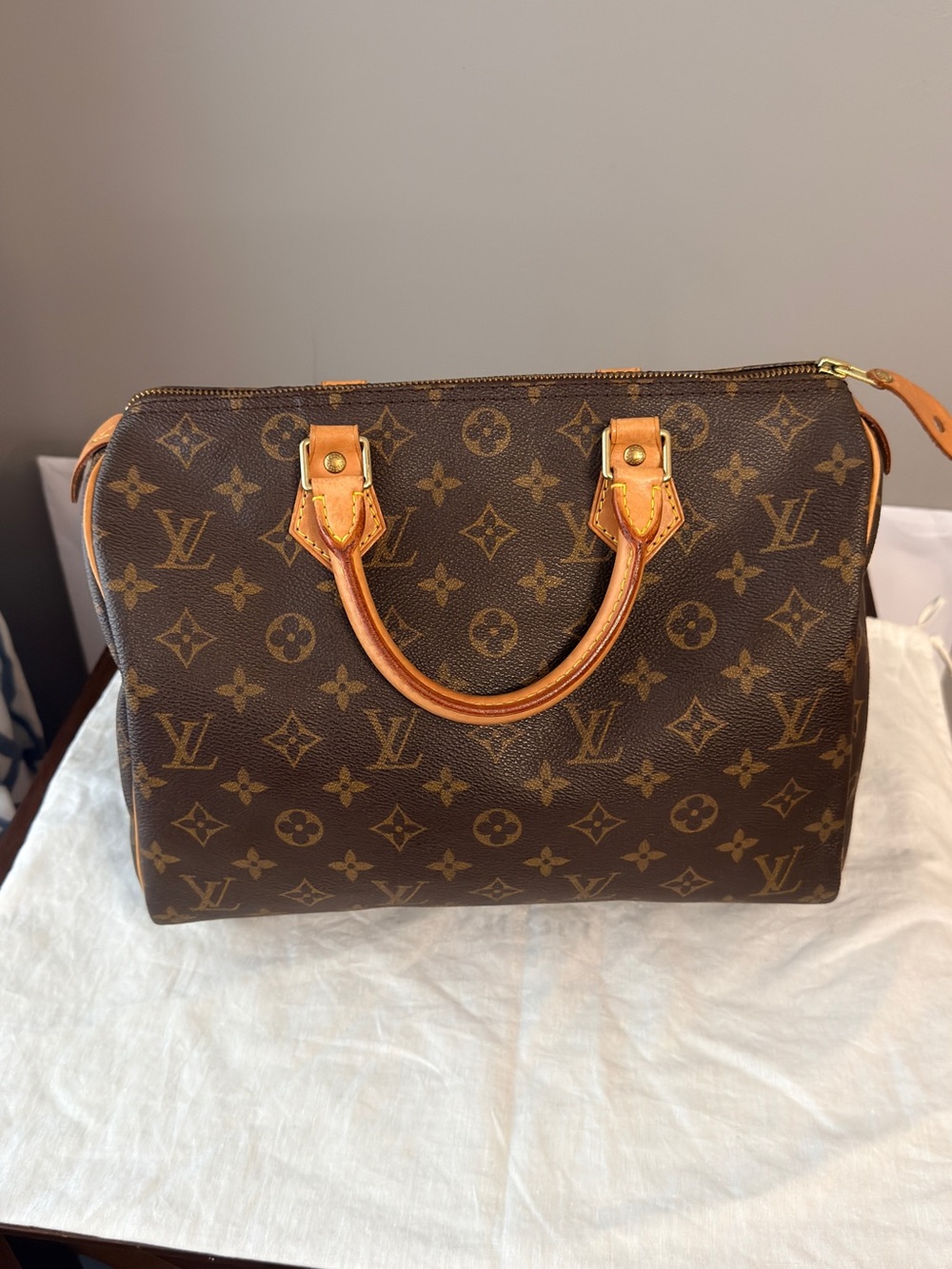 Louis Vuitton Brown Monogram Speedy 30 - Picture 3 of 13